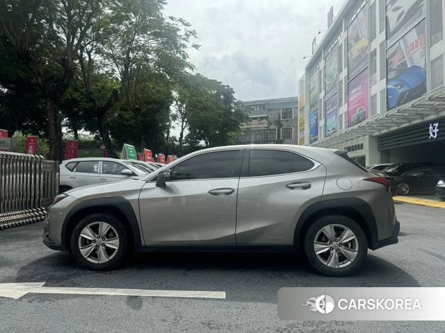 Lexus UX id 4348936 из Китая 8