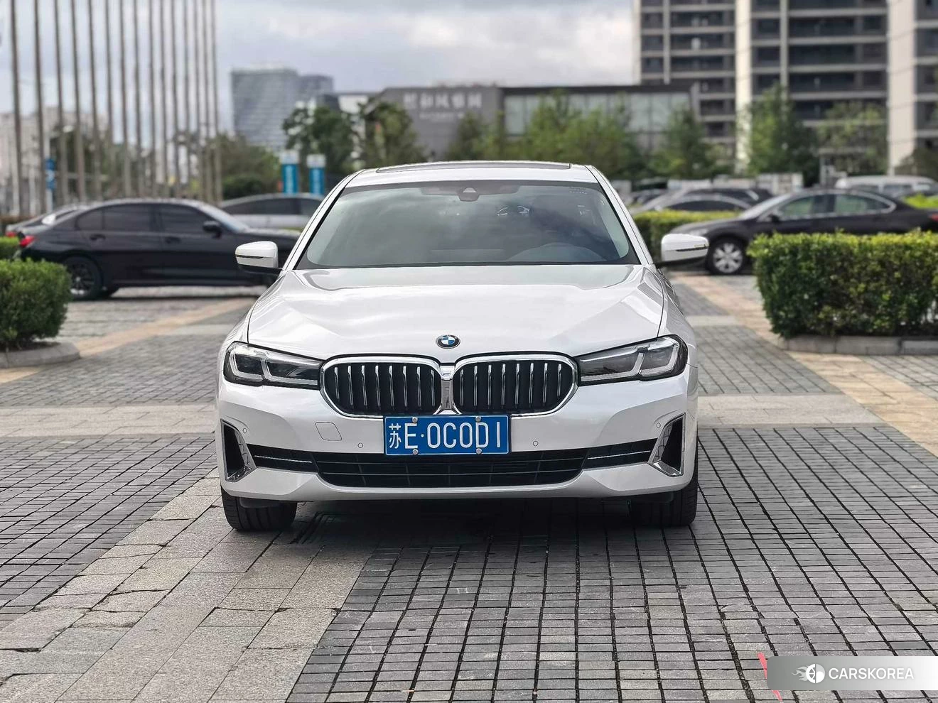 BMW 5 series 2021 Белый из Китая, фото 3