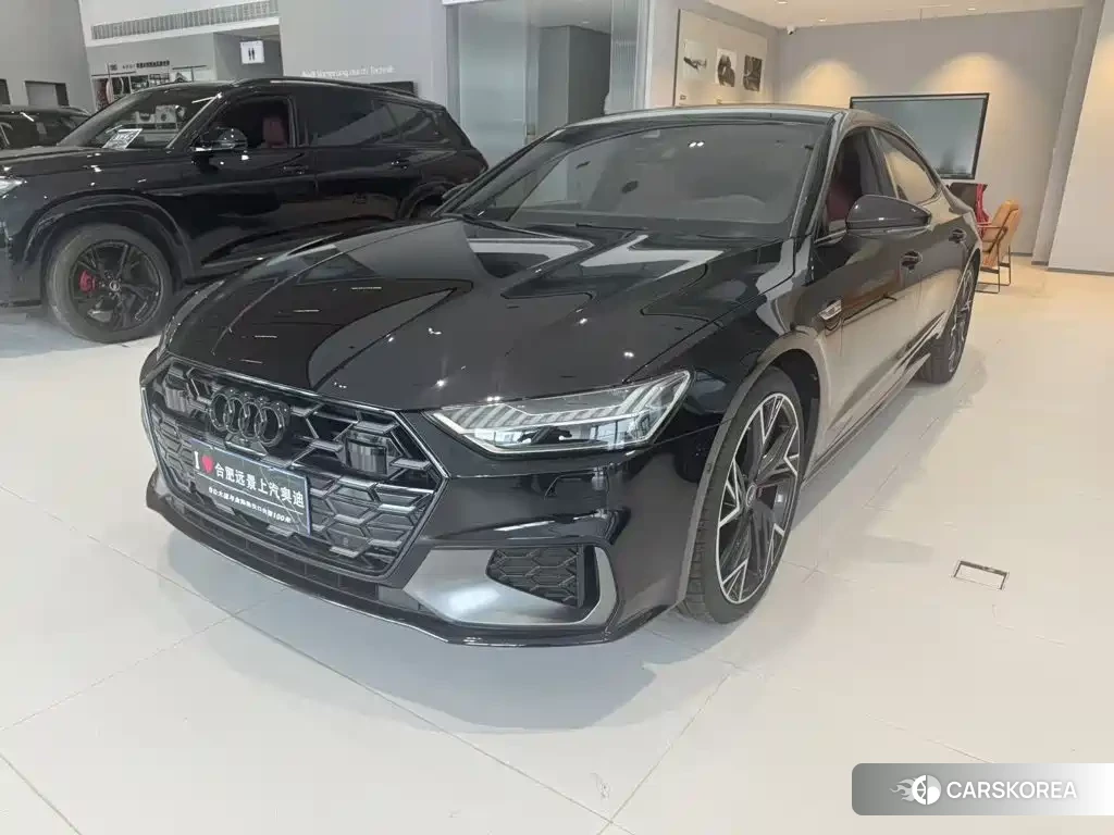 Audi A7L 2026 Черный из Китая, фото 3