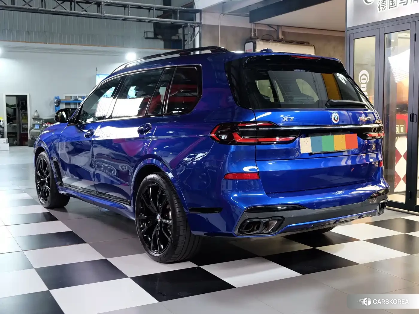 BMW X7 M60i id 4583880 из Китая 14