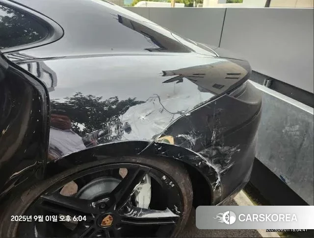 Porsche Taycan id 3735347 из Кореи 13