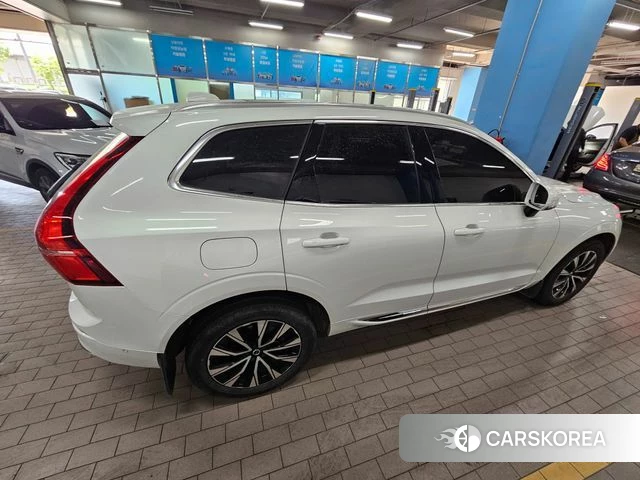 Volvo XC60 second Generation 2024 Белый из Кореи, фото 3