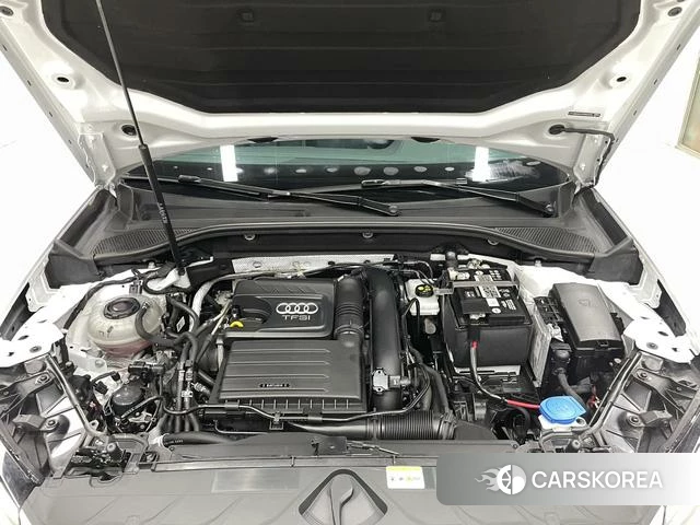 Audi Q2L id 4359319 из Китая 14