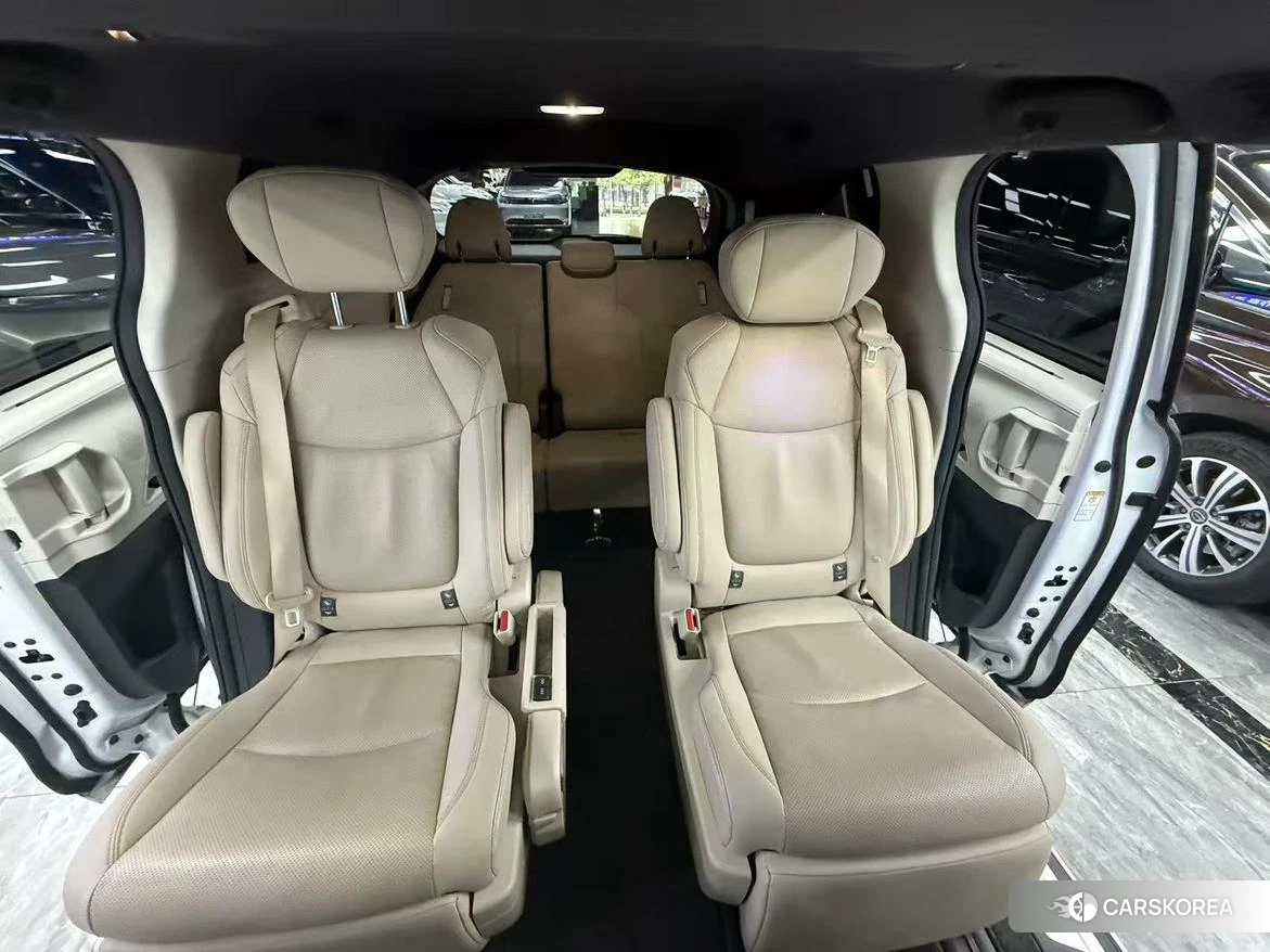 Toyota Saina 2021 Белый из Китая, фото 5
