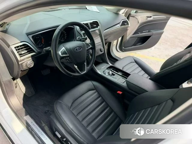 Ford Mondeo 2020 Белый из Китая, фото 3