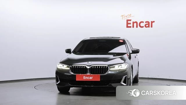 BMW 5 Series (G30) id 4670686 из Кореи 13