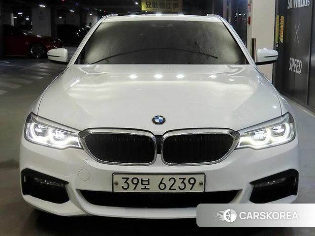 BMW 5 Series (G30) id 4385045 из Кореи 13