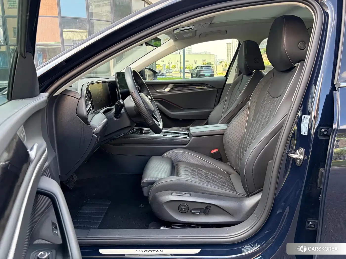 Volkswagen Magotan id 4576644 из Китая 15