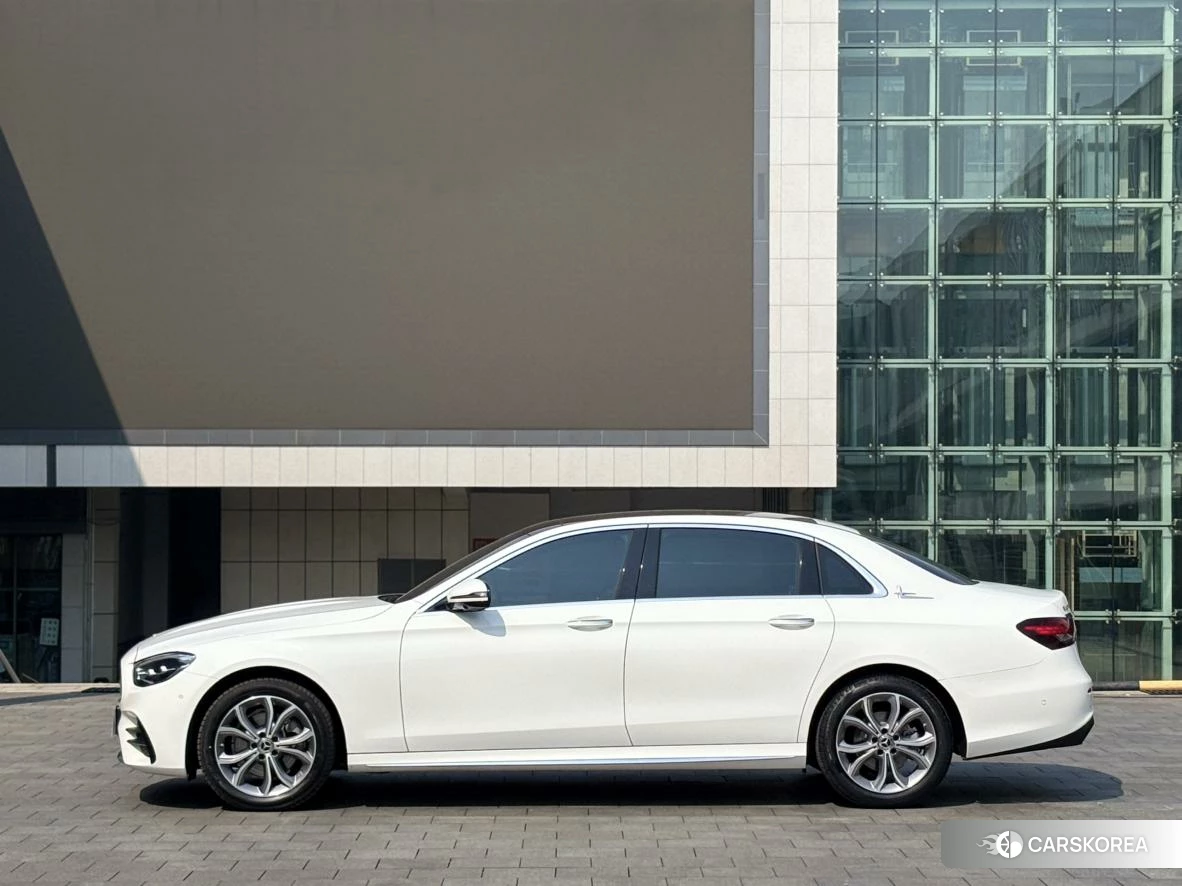 Mercedes-Benz E-class id 4441145 из Китая 9