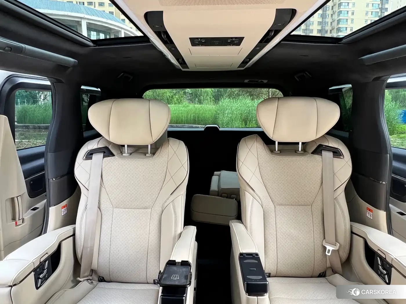 Toyota Vellfire 2025 Белый из Китая, фото 6