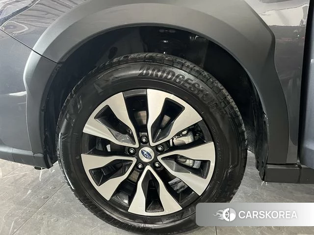 Subaru OUTBACK id 3895895 из Китая 8