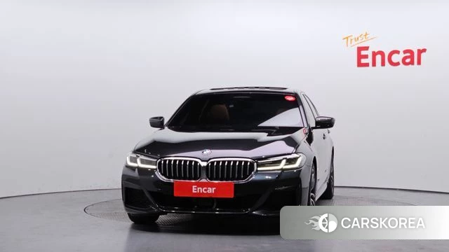 BMW 5 Series (G30) id 4315932 из Кореи 23