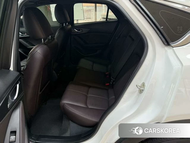 Mazda CX-4 id 4298395 из Китая 16