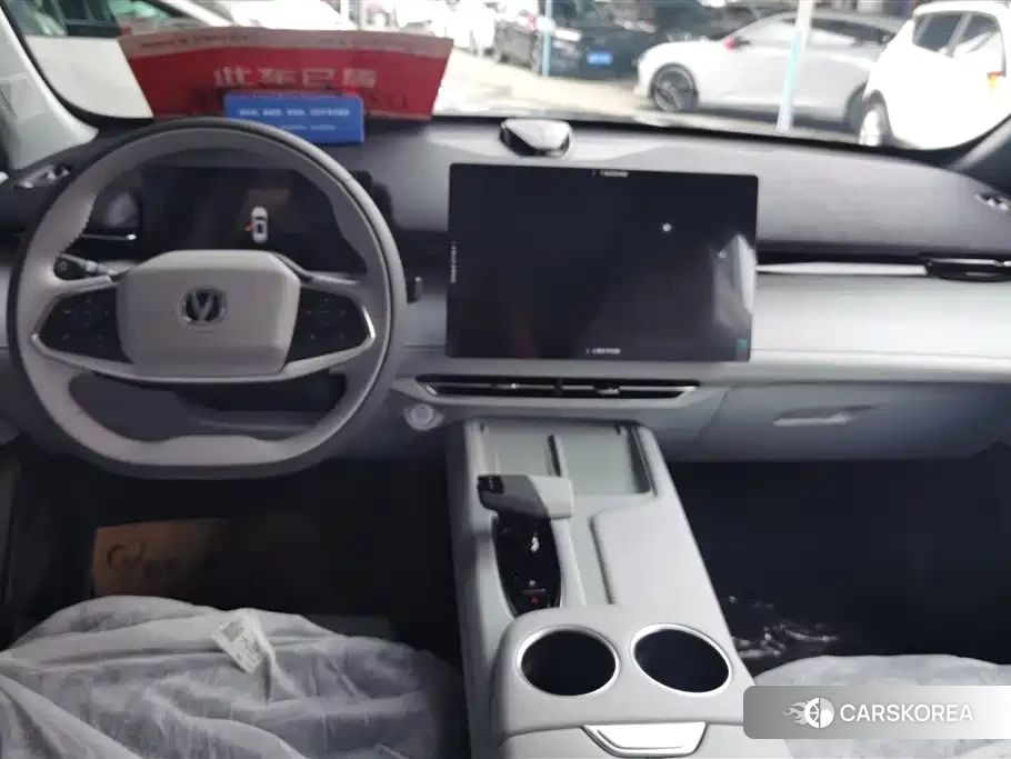Chang'an Changan UNI-Z New Energy id 4547379 из Китая 9