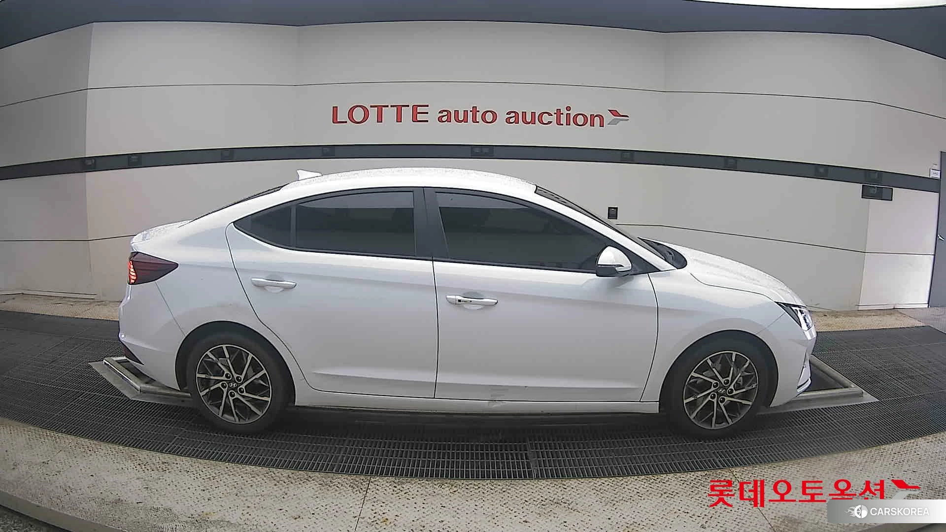 Hyundai Avante id 4498394 из Кореи 23