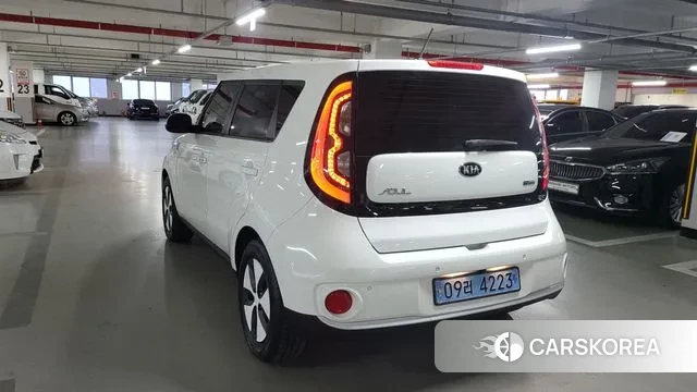 Kia Soul EV id 3568582 из Кореи 7