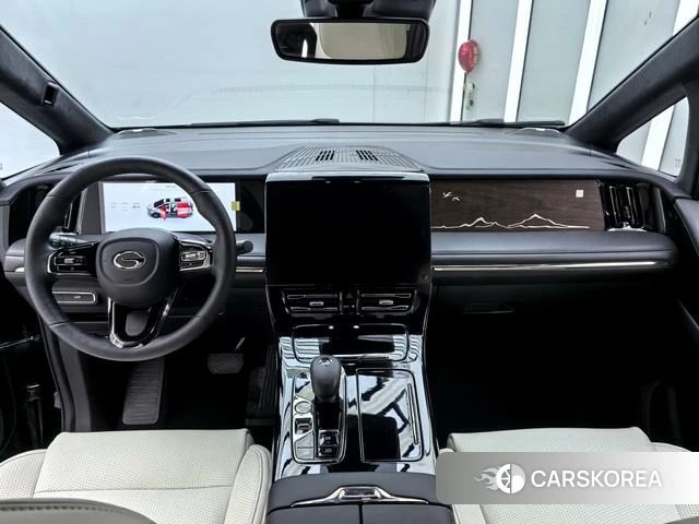 GAC Trumpchi Trumpchi M8 id 4209403 из Китая 14