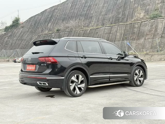 Volkswagen Tiguan L 2023 Черный из Китая, фото 3