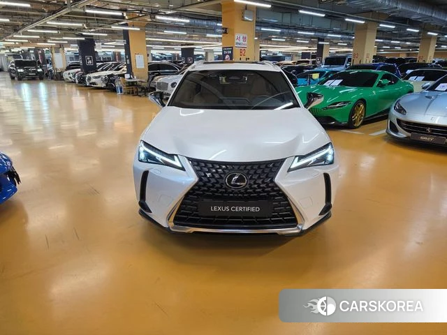 Lexus UX300h id 4680851 из Кореи 11