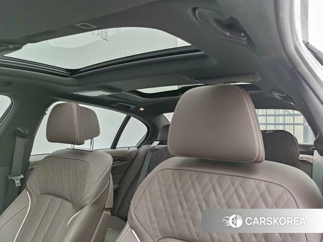 BMW 5 series PHEV id 4260595 из Китая 7