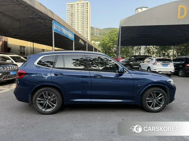 BMW X3 id 4234870 из Китая 17