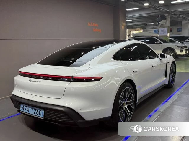 Porsche Taycan id 4511581 из Кореи 13