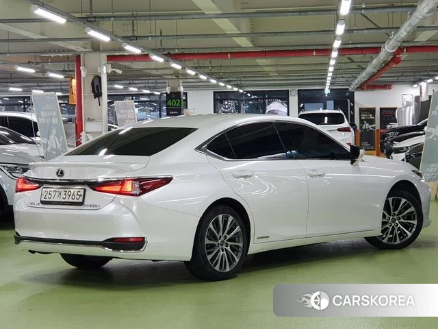 Lexus ES300h 7th generation id 4609984 из Кореи 13