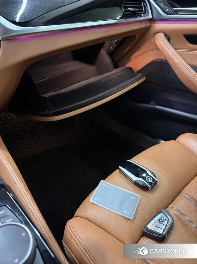 BMW 5 Series (G30) 2022 Черный из Кореи, фото 3