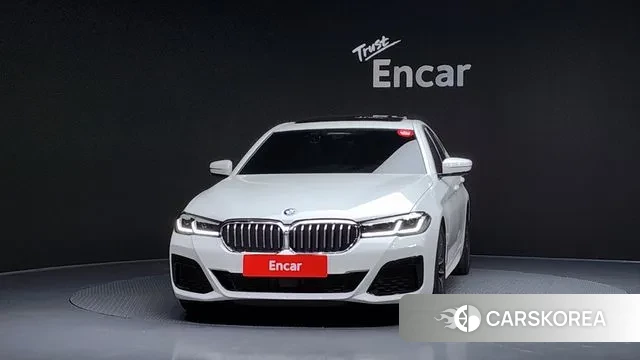 BMW 5 Series (G30) id 3680537 из Кореи 13