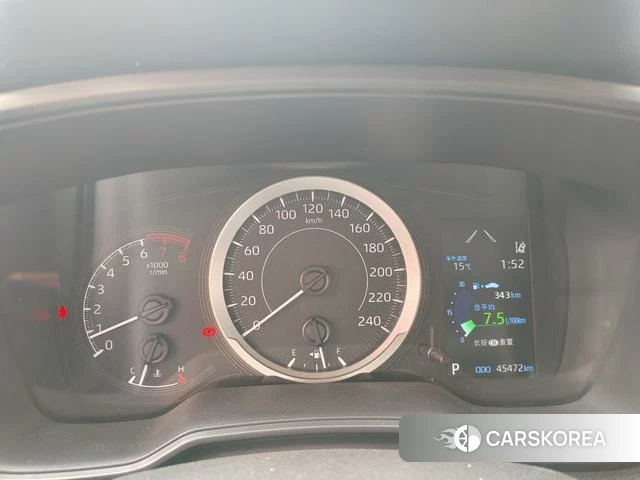 Toyota Corolla 2023 Белый из Китая, фото 4