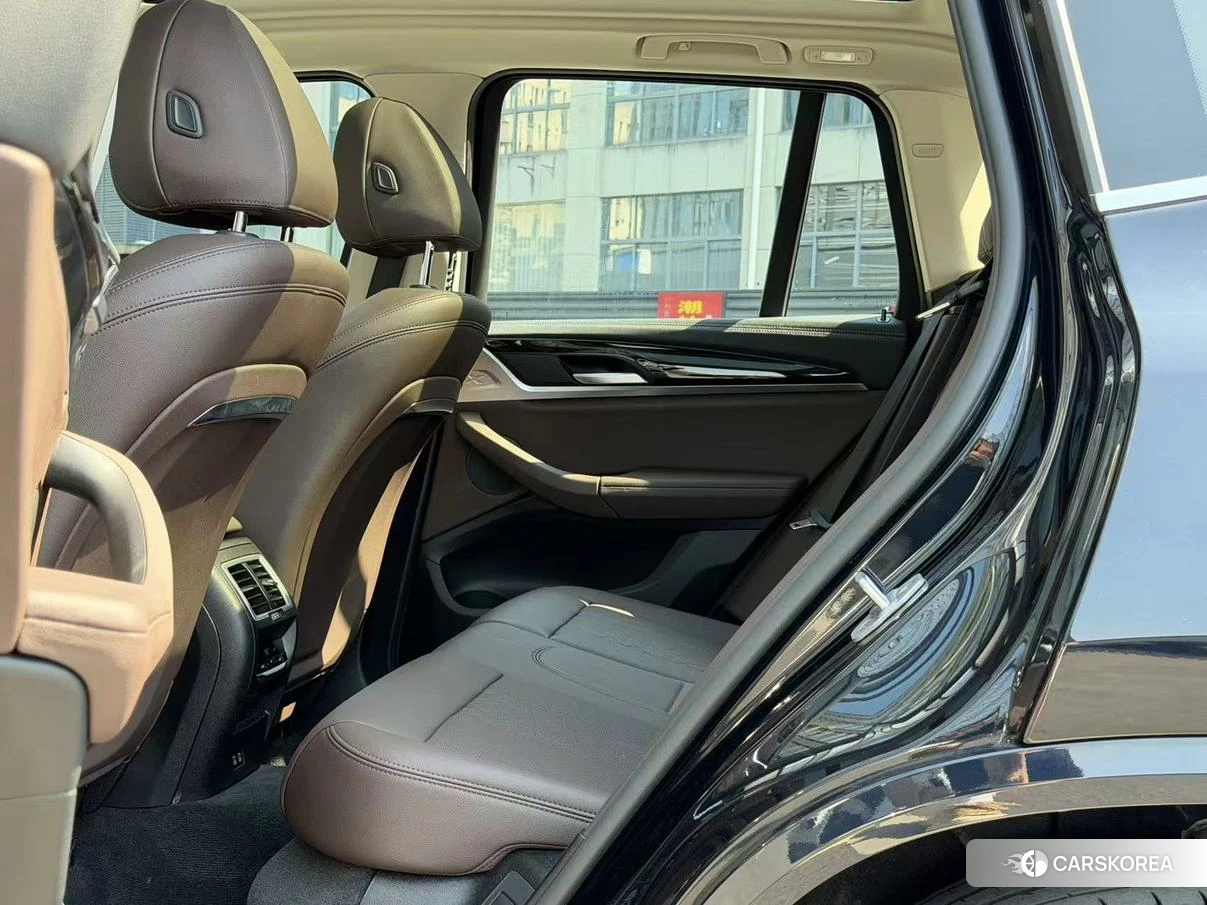 BMW X3 2021 Черный из Китая, фото 5