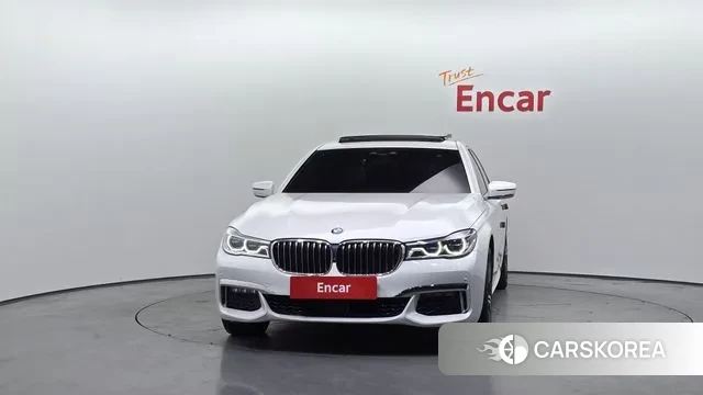 BMW 7 Series (G11) id 3510027 из Кореи 13