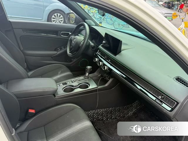 Honda Civic id 4262132 из Китая 7