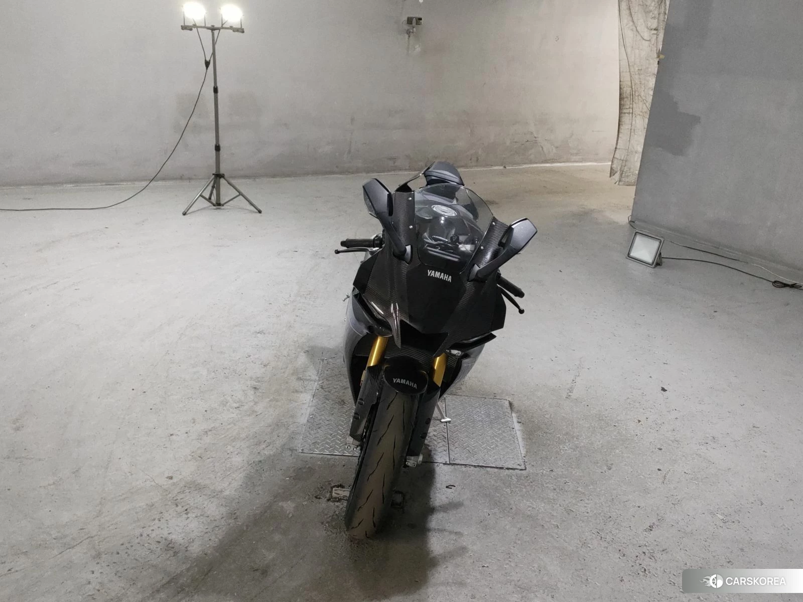 Yamaha YZF-R1M 2025 из Японии, фото 5