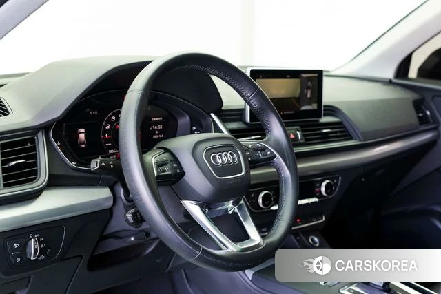 Audi Q5L id 4359037 из Китая 18