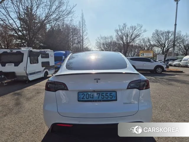 Tesla Model Y 2022 Белый из Кореи, фото 6