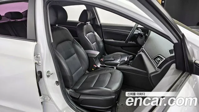 Hyundai Avante AD id 2654410 из Кореи 12