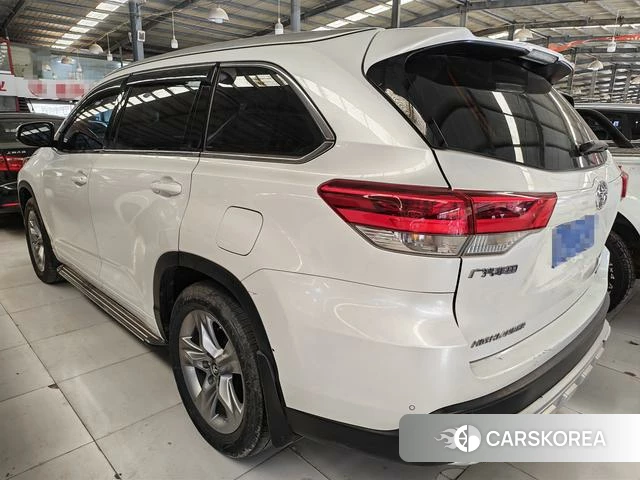 Toyota Highlander 2021 Белый из Китая, фото 3