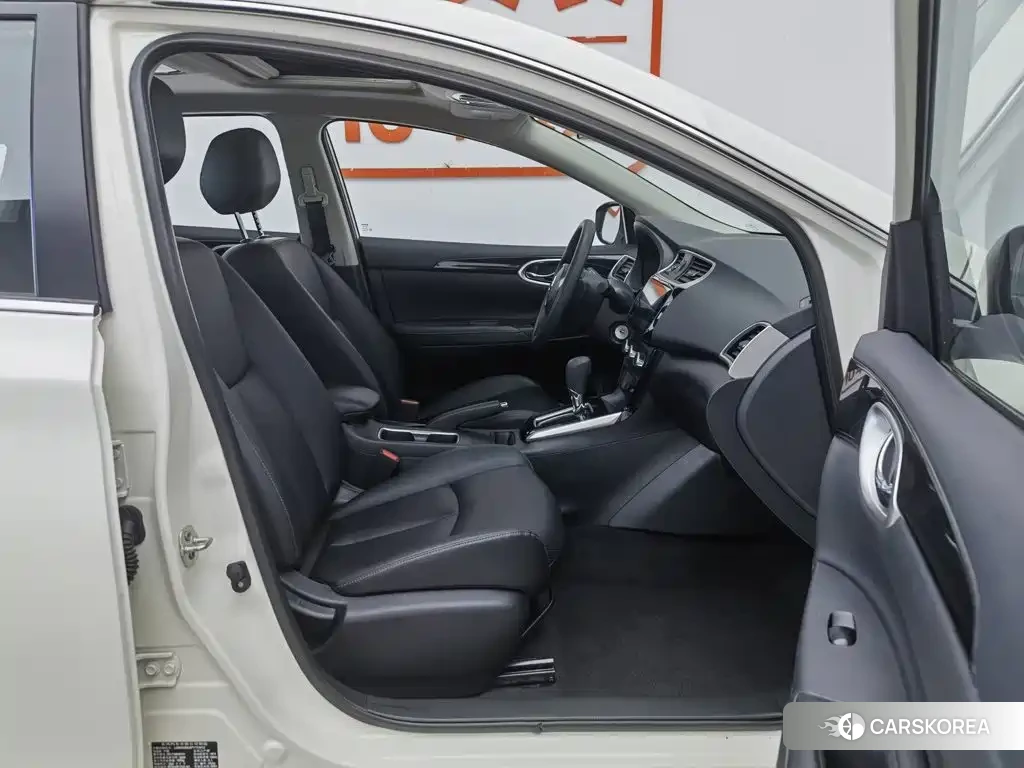 Nissan Sylphy id 4628963 из Китая 17