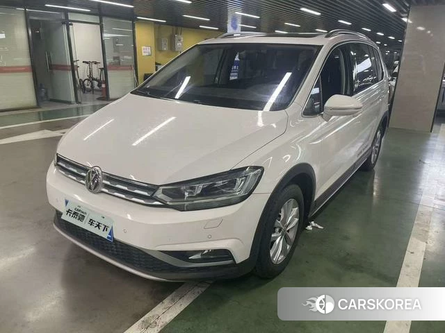 Volkswagen Touran L 2021 Белый из Китая, фото 5