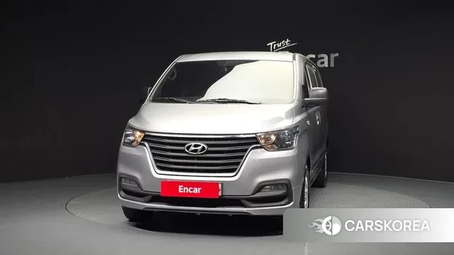 Hyundai The New Grand Starex id 3728618 из Кореи 13