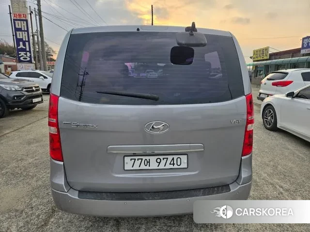 Hyundai Grand Starex 2018 Серый из Кореи, фото 3