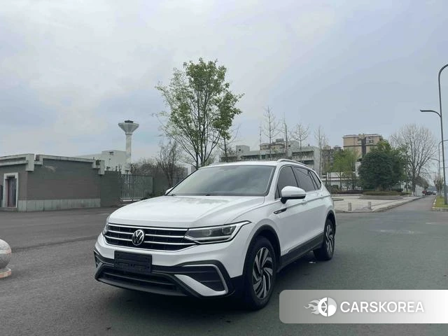 Volkswagen Tiguan L 2023 Белый из Китая, фото 3