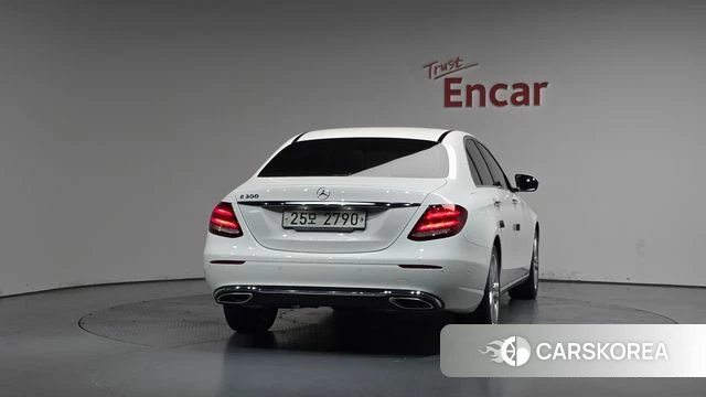 Mercedes-Benz E-Class W213 id 4345690 из Кореи 23