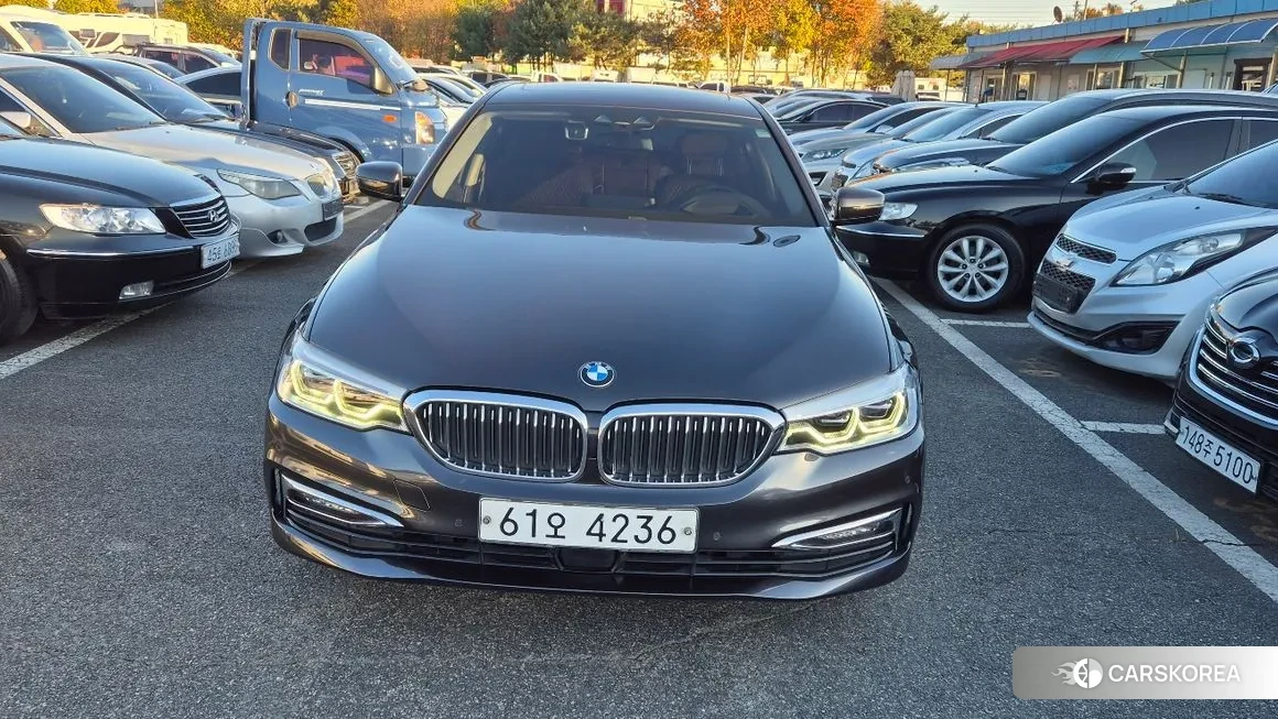 BMW 5 Series (G30) id 2140275 из Кореи 8