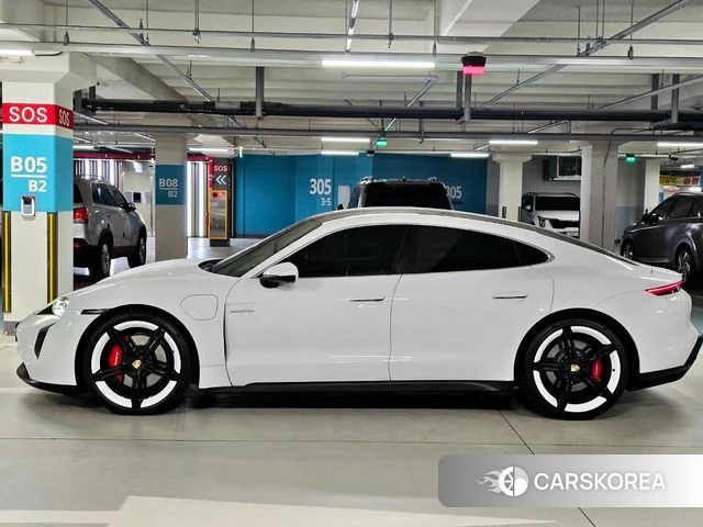 Porsche Taycan id 4304084 из Кореи 13