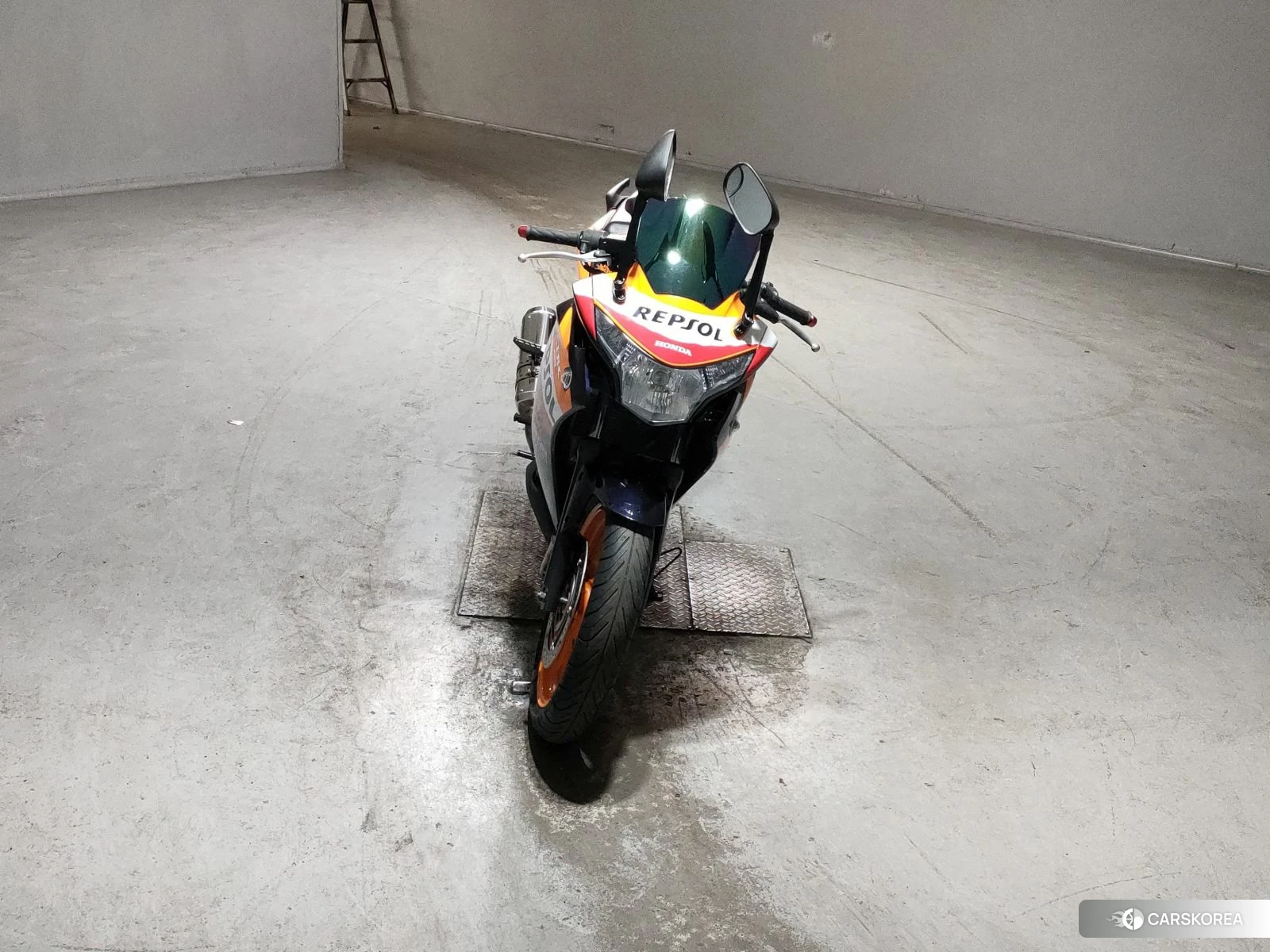 Проданный Honda CBR250R id 4206268 из Японии, фото 2