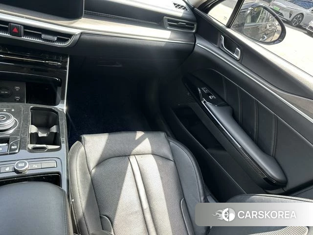 Kia K5 2021 Черный из Китая, фото 6