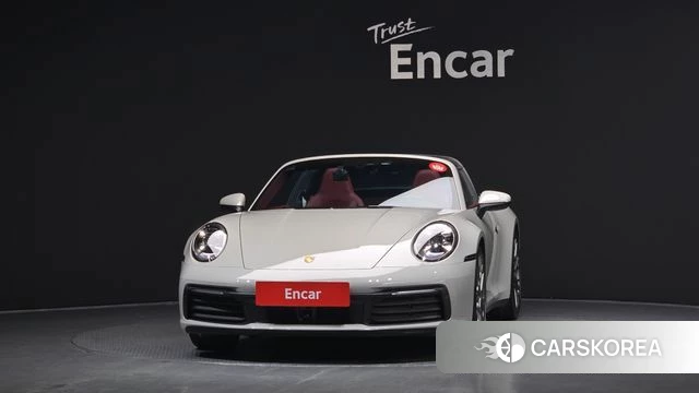 Porsche 911(992) id 4590628 из Кореи 23