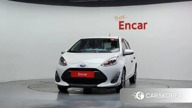 Toyota Prius C id 3034222 из Кореи 13